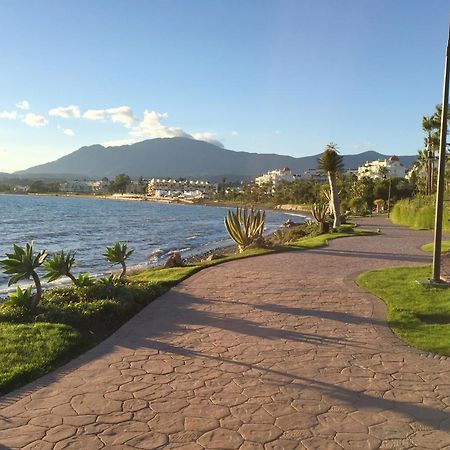 Salinas. Apartment For 4. Terrace/Parking/Pools/Gym/4Mins Beach Estepona Dış mekan fotoğraf